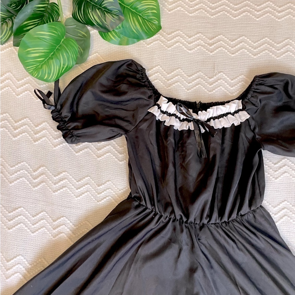 Women’s Mini Dress | Retro Puff Sleeve - Picture 2 of 3